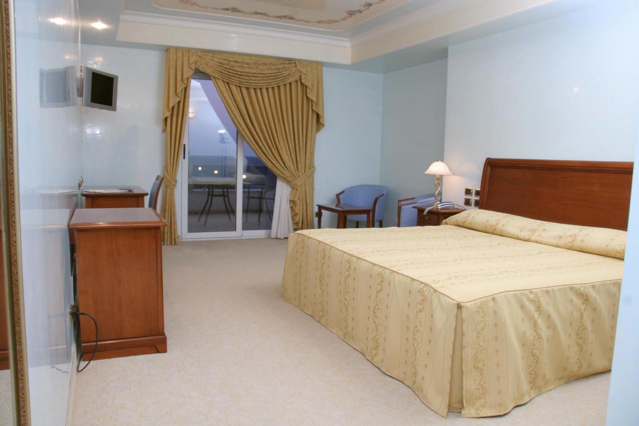 Gardenia Hotel Lazzaro Buitenkant foto