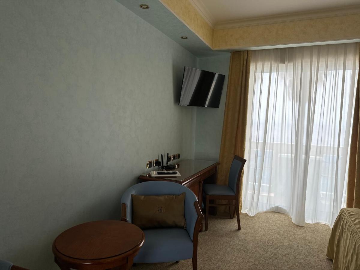 Gardenia Hotel Lazzaro Buitenkant foto