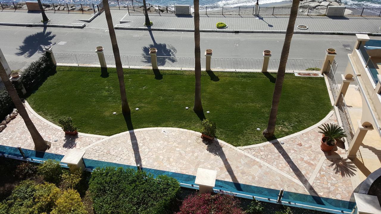 Gardenia Hotel Lazzaro Buitenkant foto
